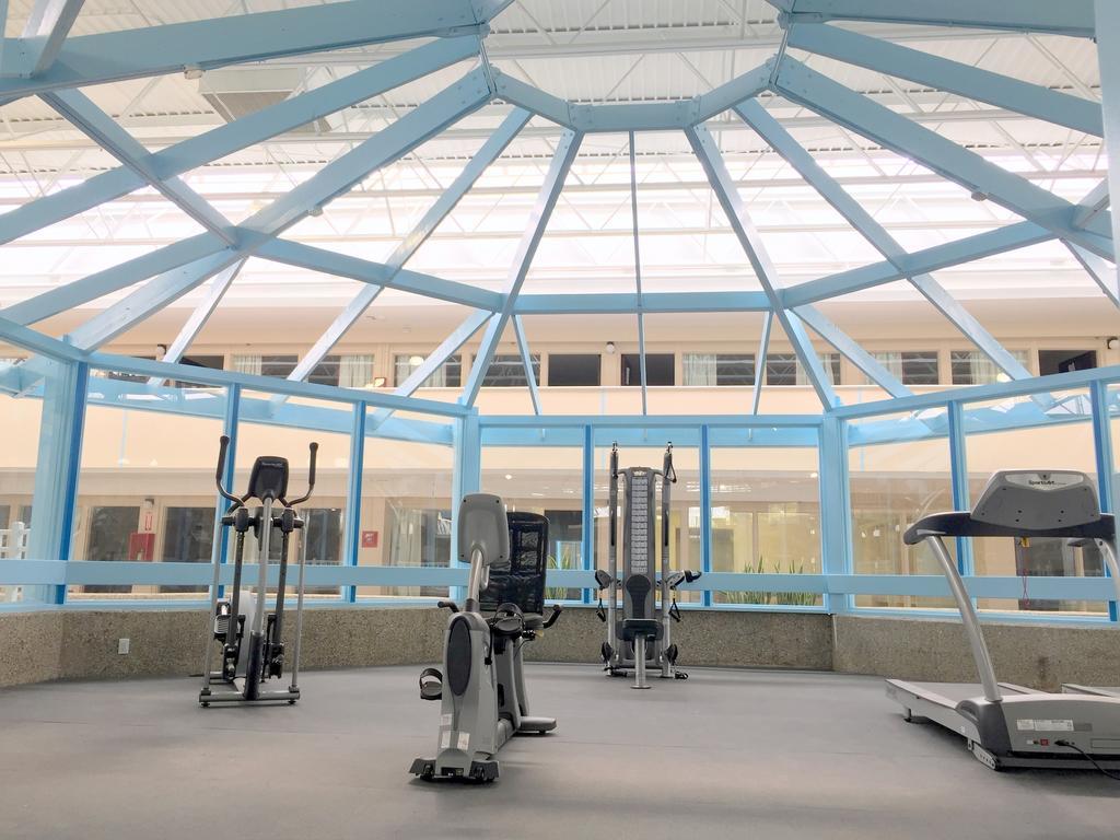 Garden Hotel And Conference Center South Beloit المظهر الخارجي الصورة