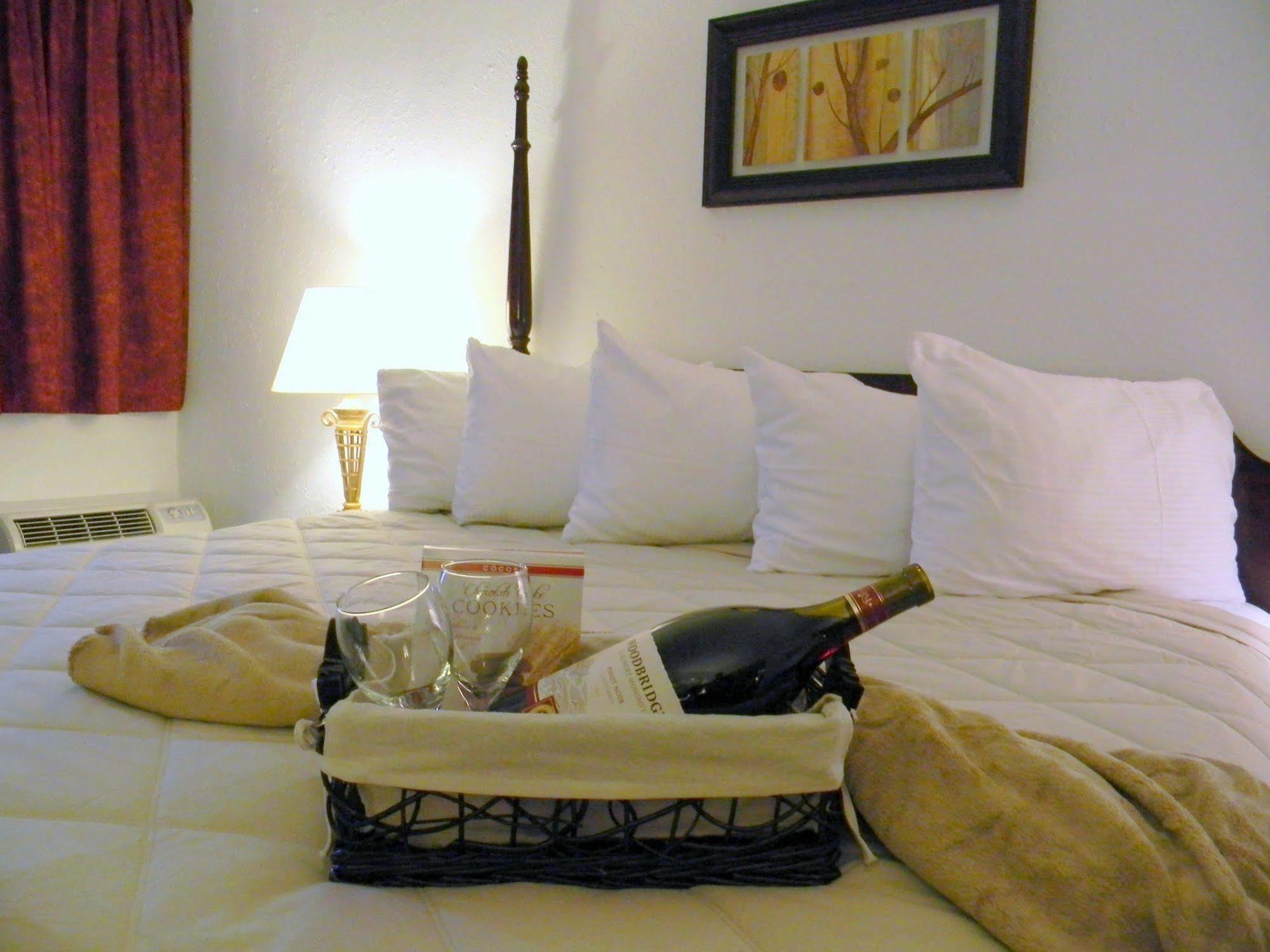 Garden Hotel And Conference Center South Beloit المظهر الخارجي الصورة