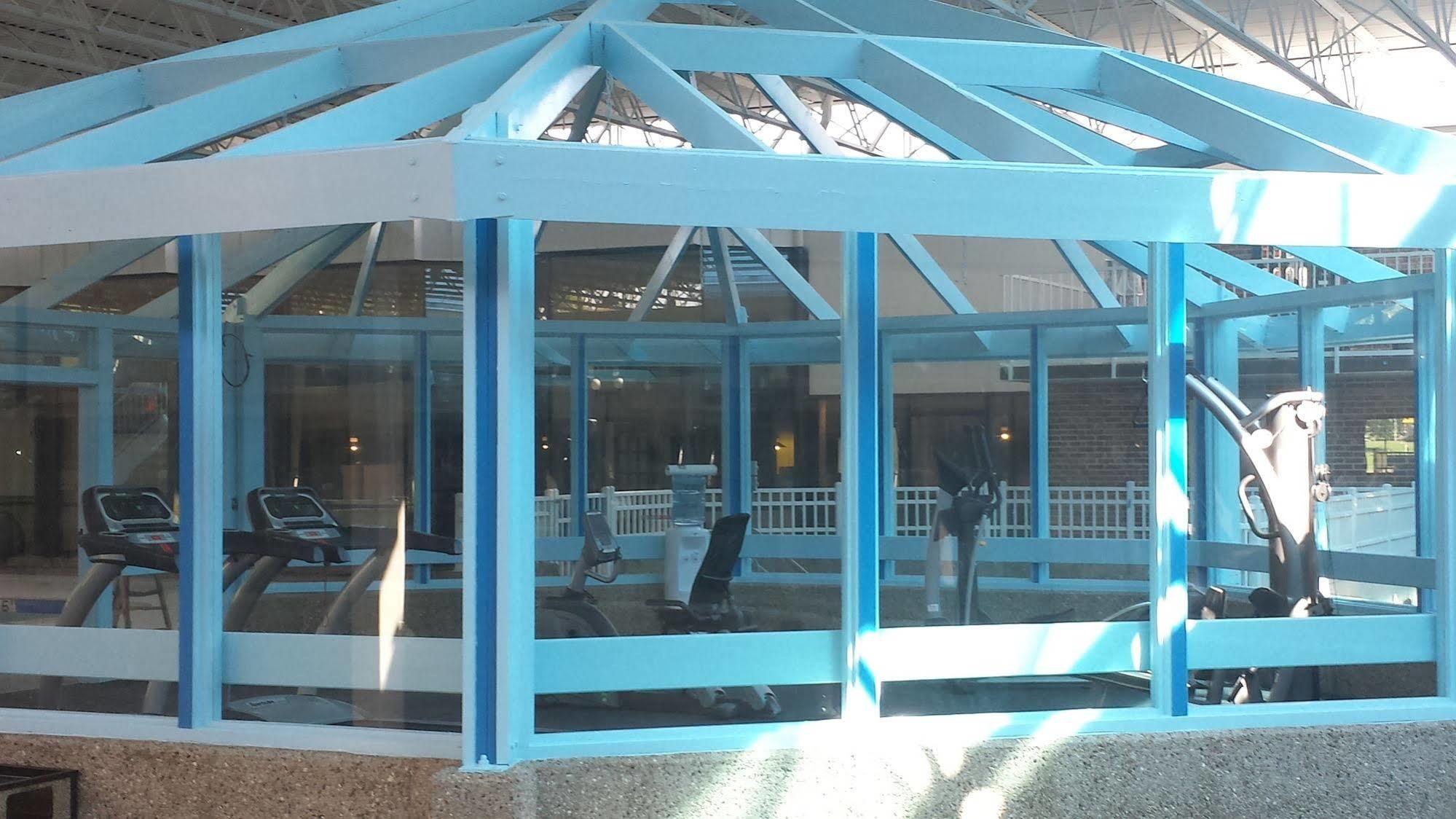 Garden Hotel And Conference Center South Beloit المظهر الخارجي الصورة